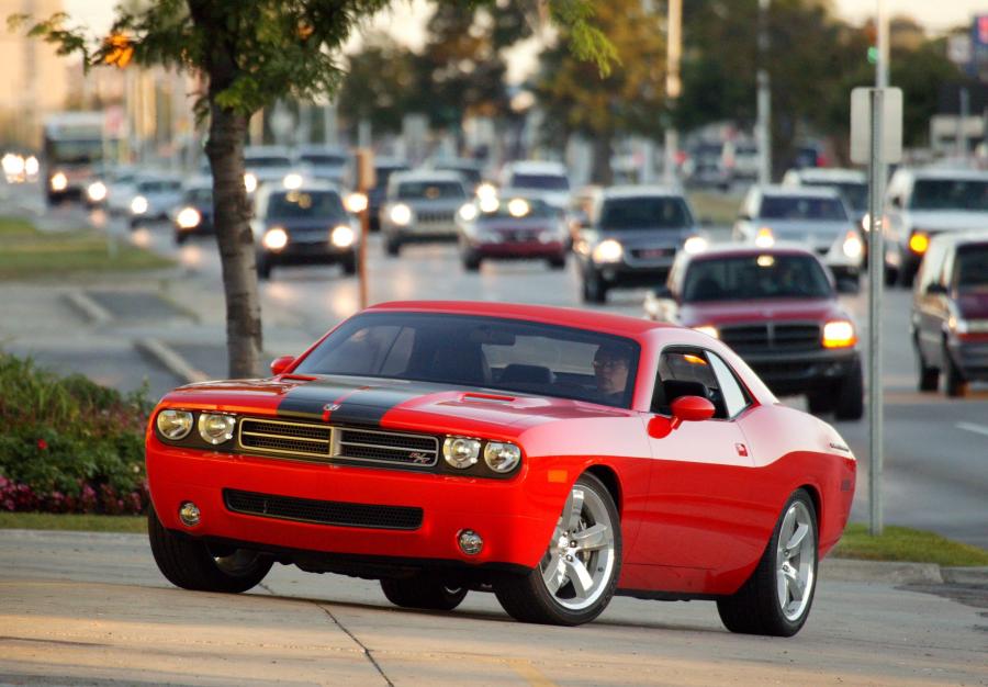  Dodge Challenger 2006 года  (фото 3 из 57)